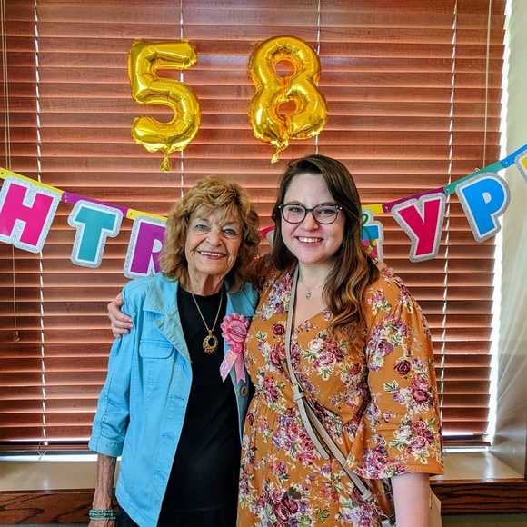 Meet your Posher, Sarah - Picture 7 of 7